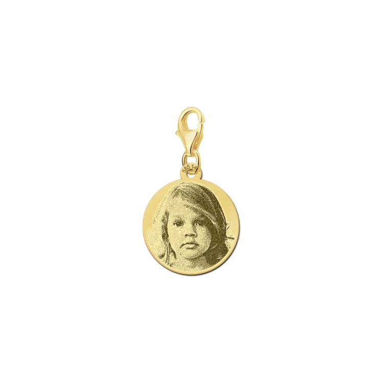 Gouden bedel met foto gravering gegraveerd