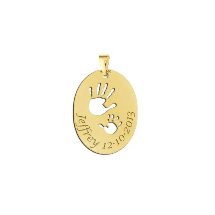 Gouden geboorte sieraad handjes Gegraveerd