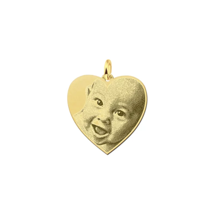 Gouden hart hanger met foto gegraveerd - Medium 23,5mm x 23,5mm