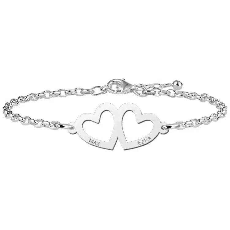 Gegraveerde Zilveren hartjes armband met twee namen