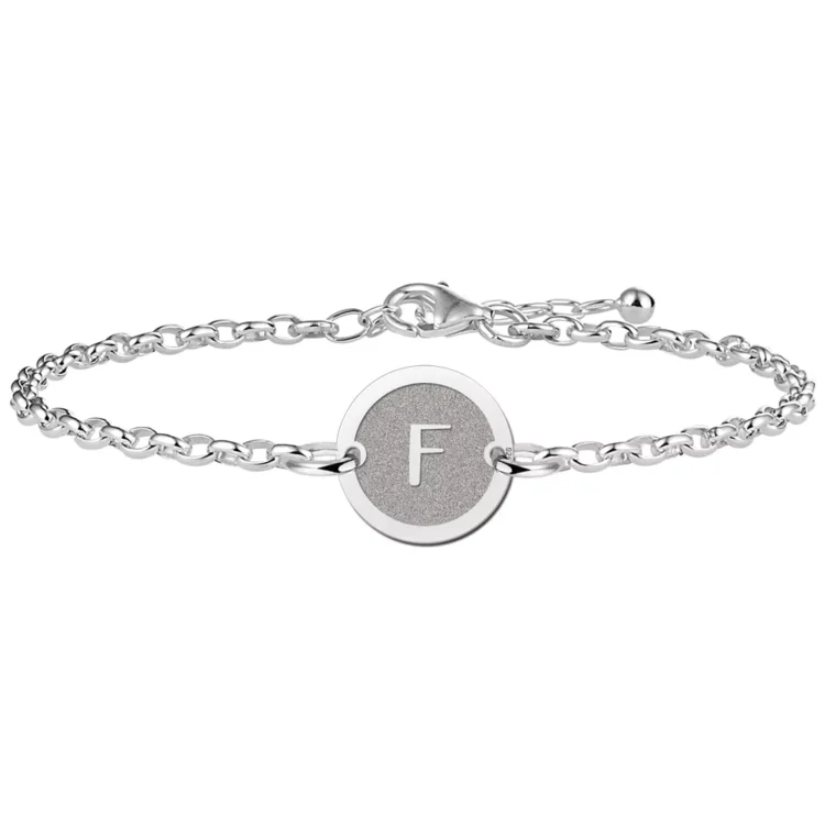 Gegraveerde Zilveren initial armband rondje